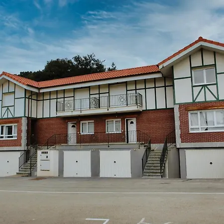 Apartamentos La Reserva Isla 